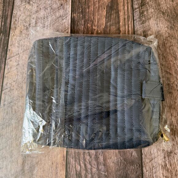 ROC Skincare Zipper Makeup Bag Dark Blue Quilted Fabric Cosmetic Pouch - Picture 6 of 6